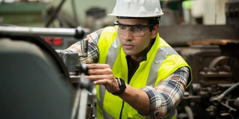 Read more about the article Optimum Industries: Mastering Industrial Equipment Installation and Wiring