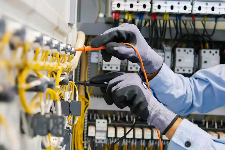 Read more about the article Best Industrial and Commercial Electrical Services in California